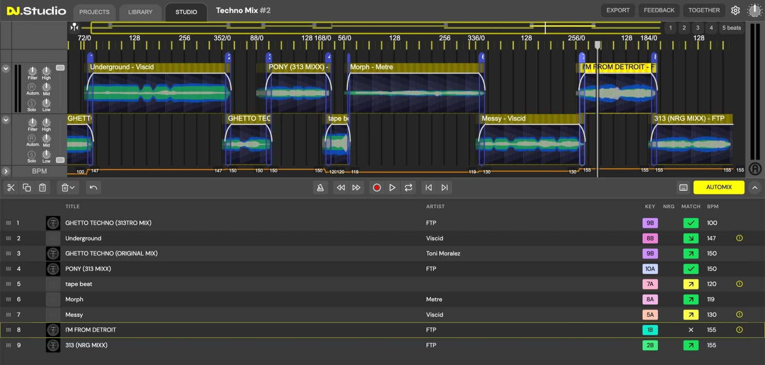 DJ uses harmonic mixing to prepare your tracklist for you